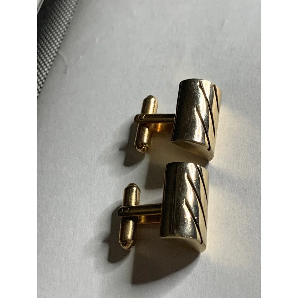 Gold Tone Cufflinks, Rectangular, Diagonal Stripe Pattern, Classic Men's‎